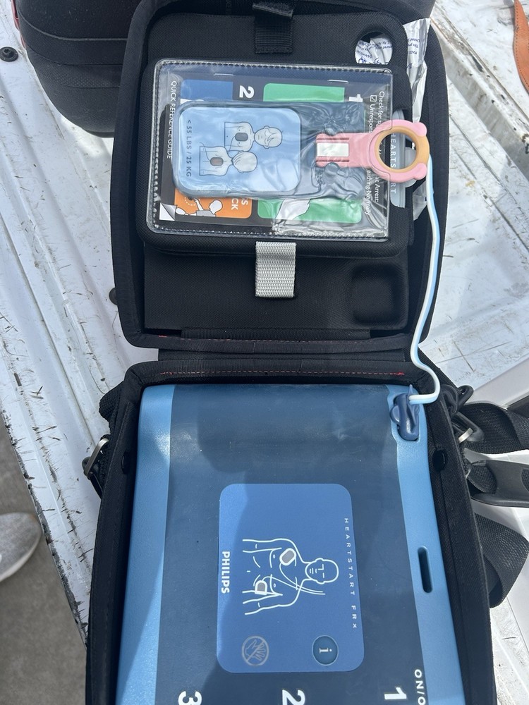 Philips HeartStart Defibrillator with Wall Case