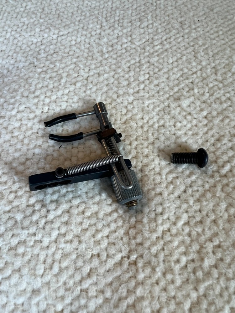 Dual Prong Compound Bow Rest