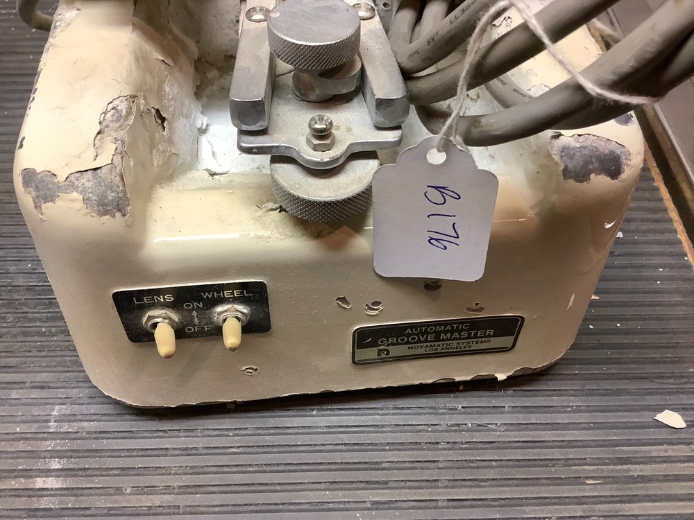NOVAMATIC SYSTEMS AUTOMATIC GROOVEMASTER