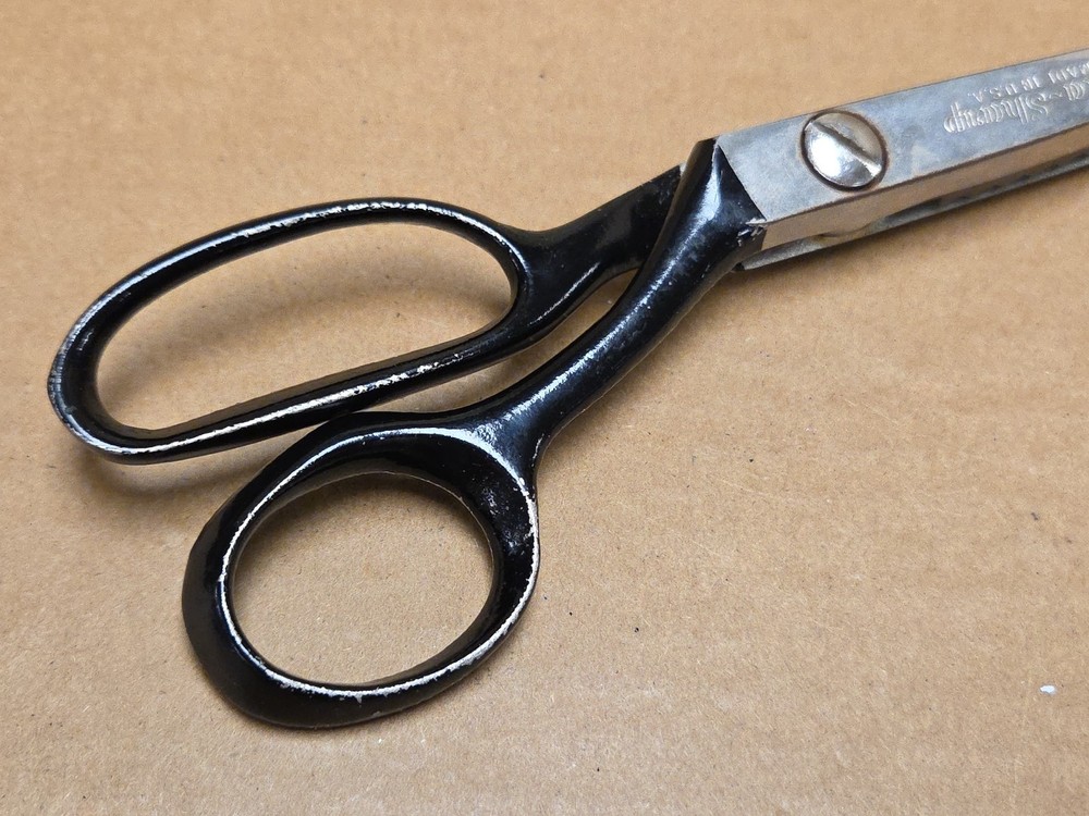 Vintage STA-SHARP 7.5" Pinking Shears Scissors Made in USA