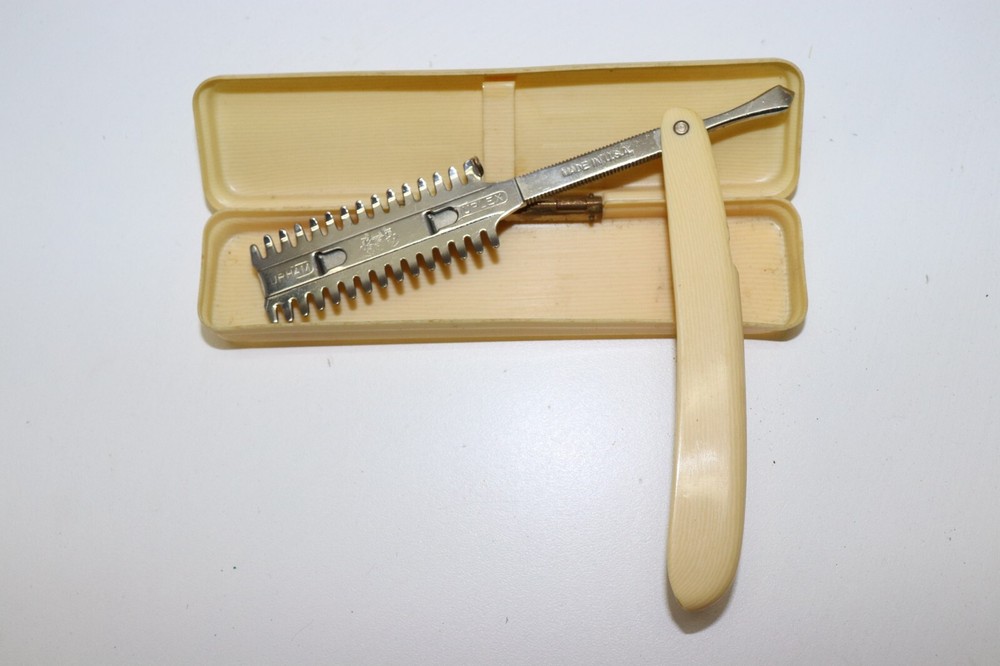 Durham Duplex Safety Razor with original box dated 1907 E9764