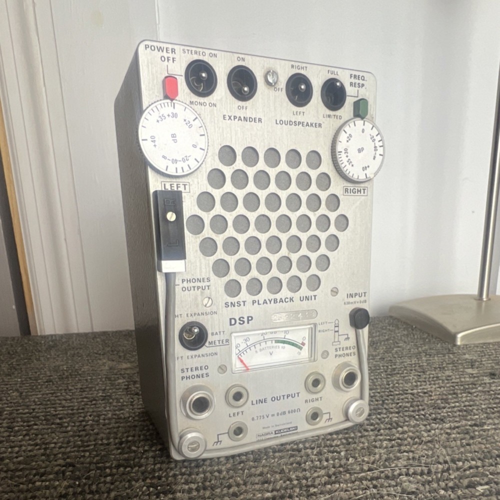 SNST Playback Unit DSP Vintage Electronics Audio Device Classic DSP Sound System
