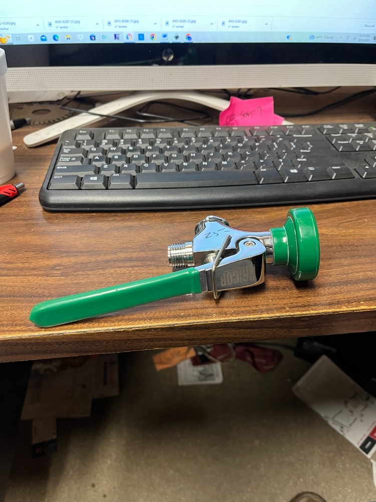 BRICOR commercial pre-rinse sprayer