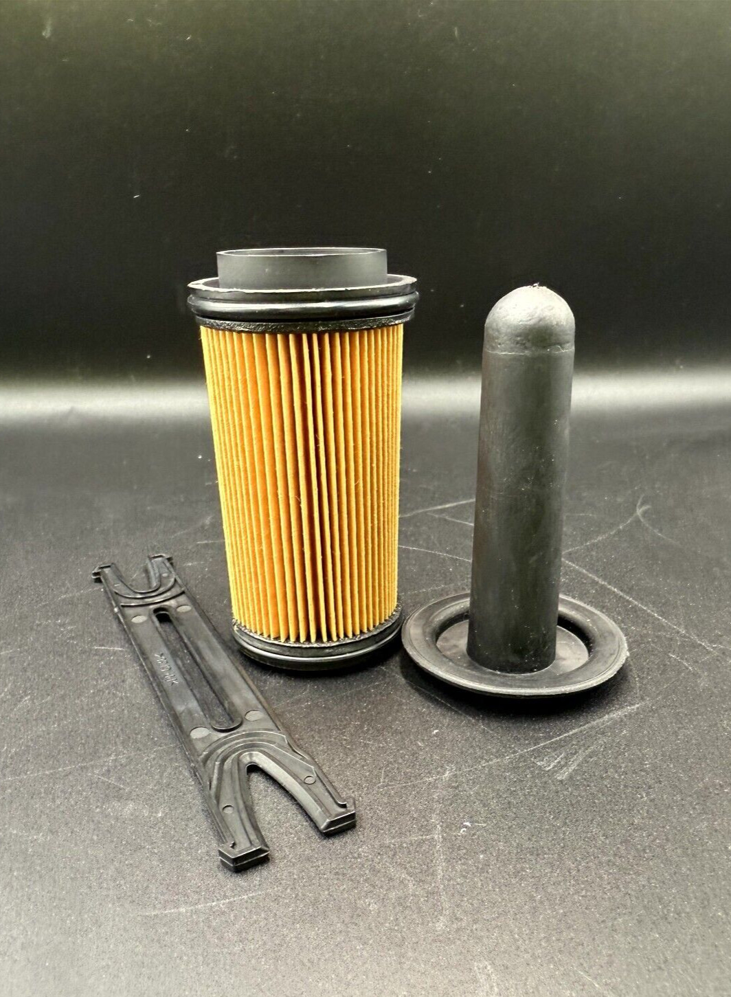 Volvo DEF 23381562 OEM D13, Mack MP8