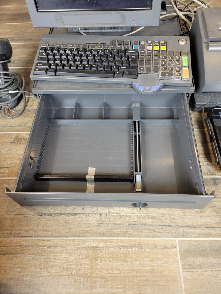 Toshiba 4852-570 Complete POS System w Barcode Scanner, Printer, Terminal Reader