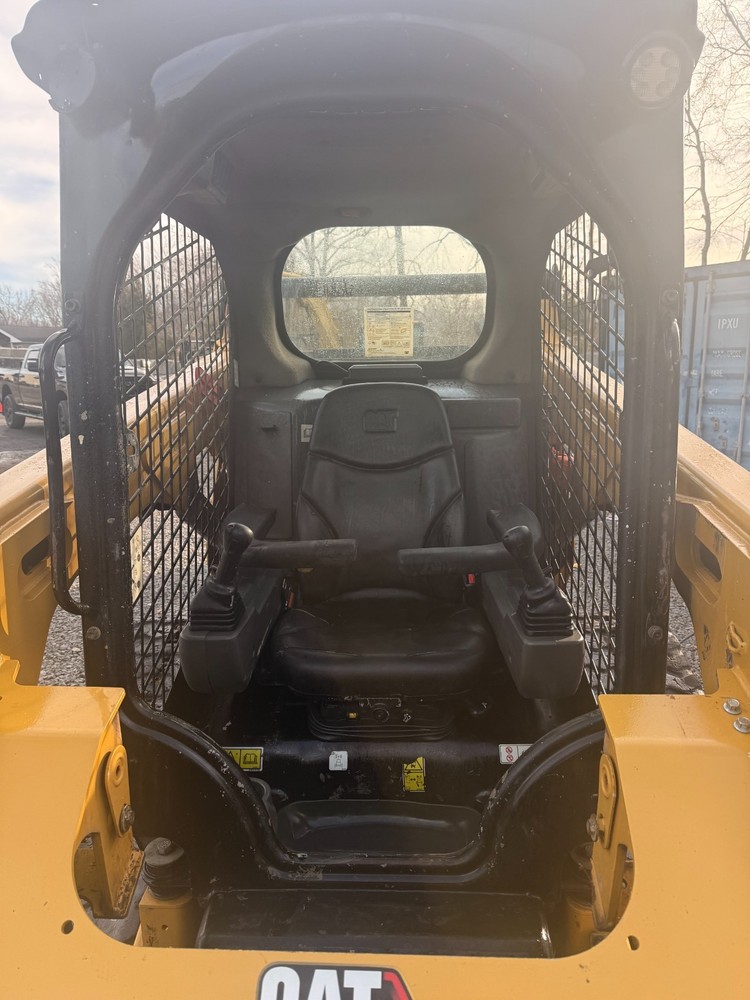 2022 Caterpillar 259D3 Skid Steer Loader Open Cab