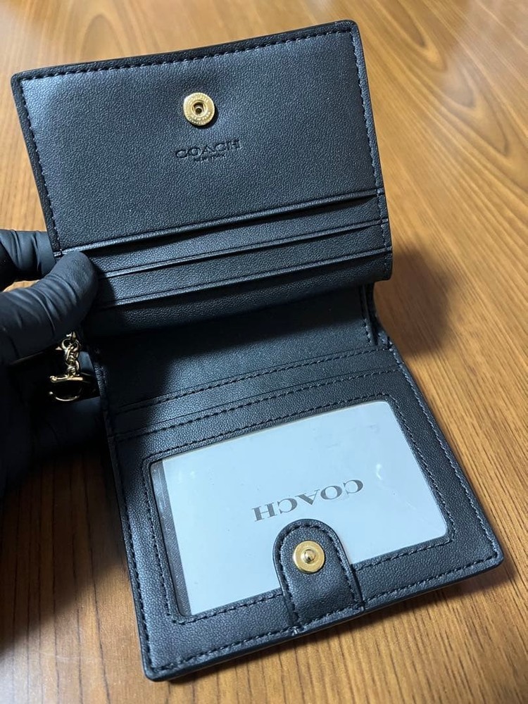 Coach Folding Wallet Logo