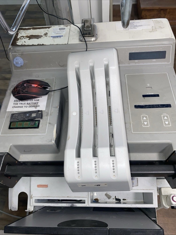 GE AMX-4 Plus Portable Mobile Radiography System