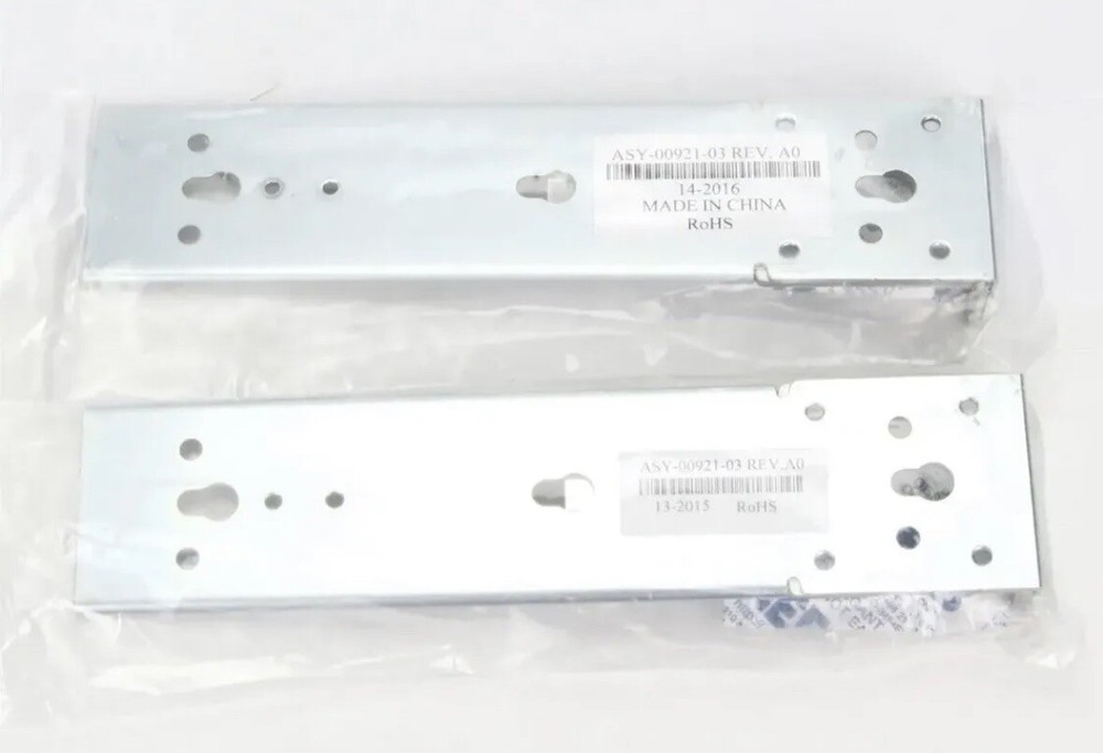 2-POST Rack Mounts For DCS-7050SX-64-R Switch.
