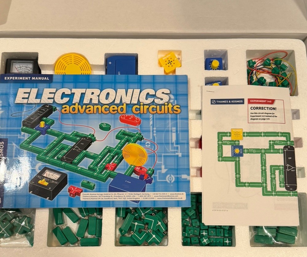Thames & Kosmos Electronics Advanced Circuits Educational Science Kit