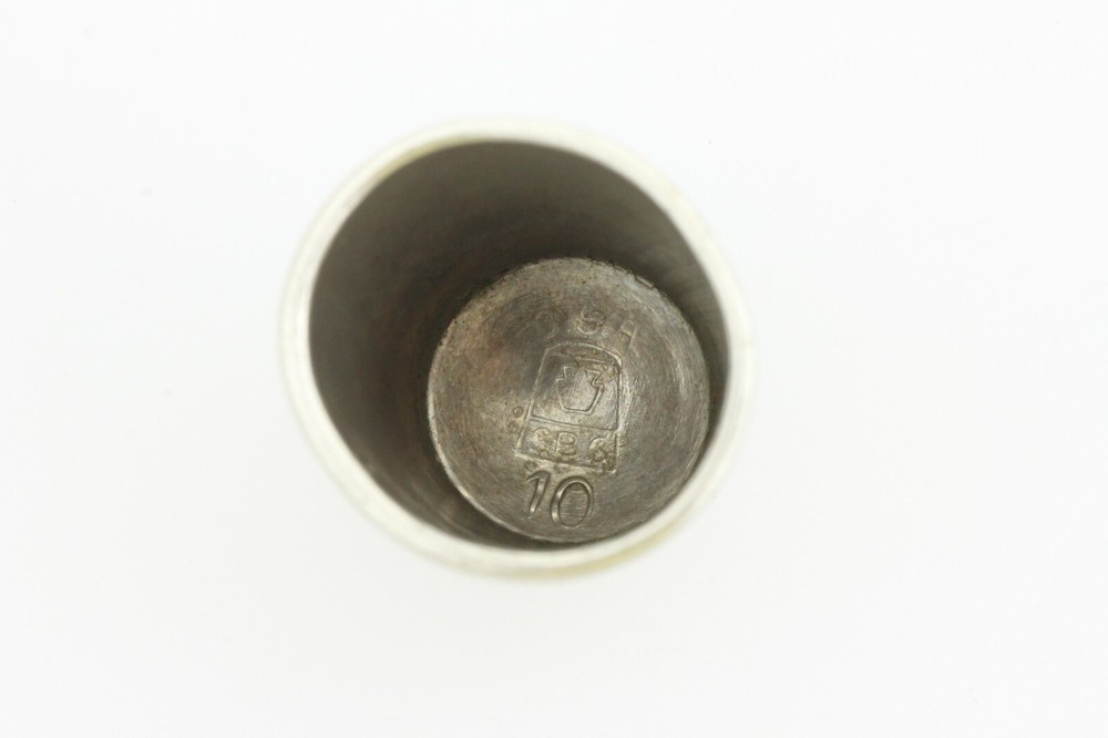 Vintage Sterling Silver 925 Simple Leaf Design & Dot Pattern Sewing Thimble