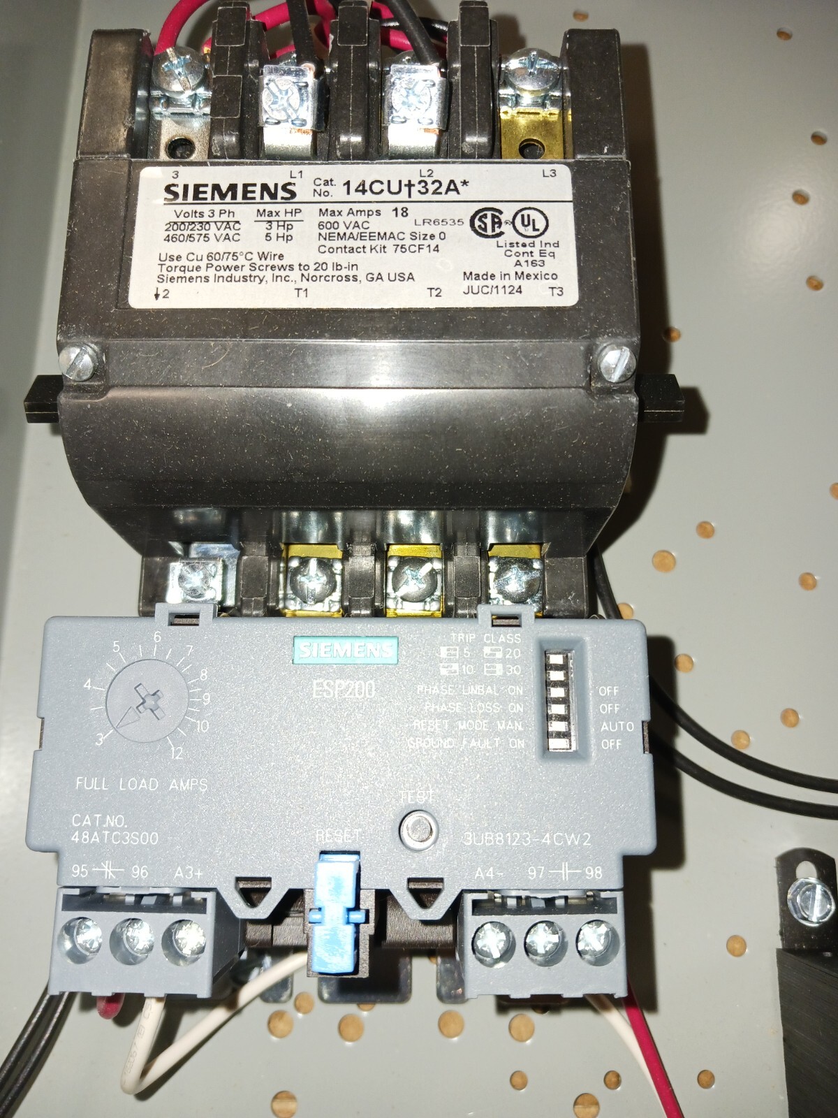 NEW SIEMENS SIZE 0 ENCLOSED MOTOR STARTER COIL 24 VAC 14CU+32* 14CUC32BJ