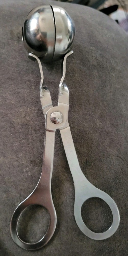 Metal Meat Ball Maker