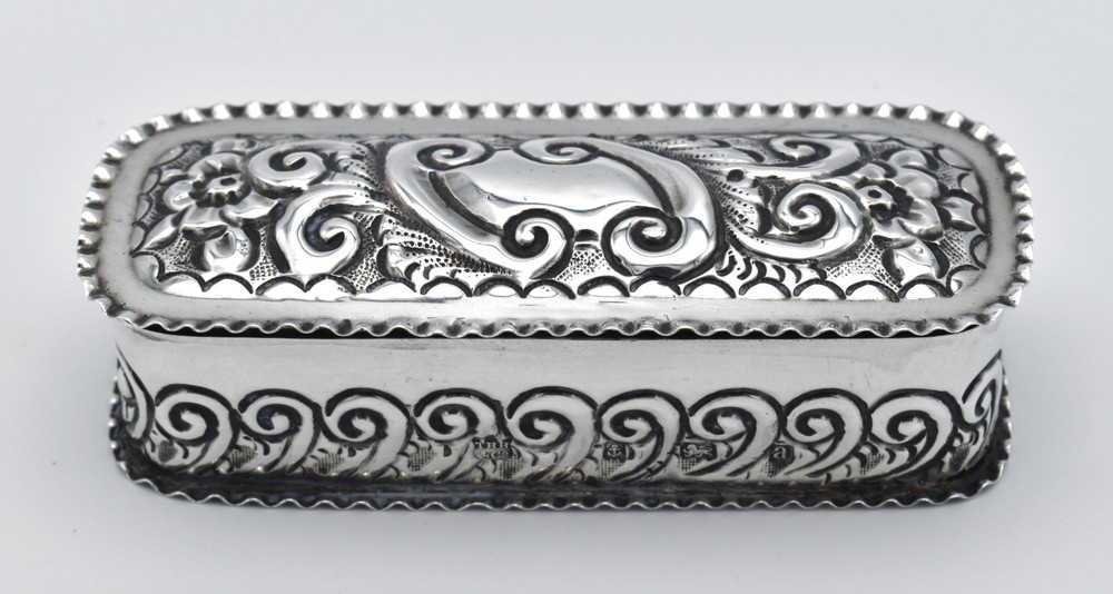 Antique Solid Silver Shaped Snuff Box victorian 1900 Repousse