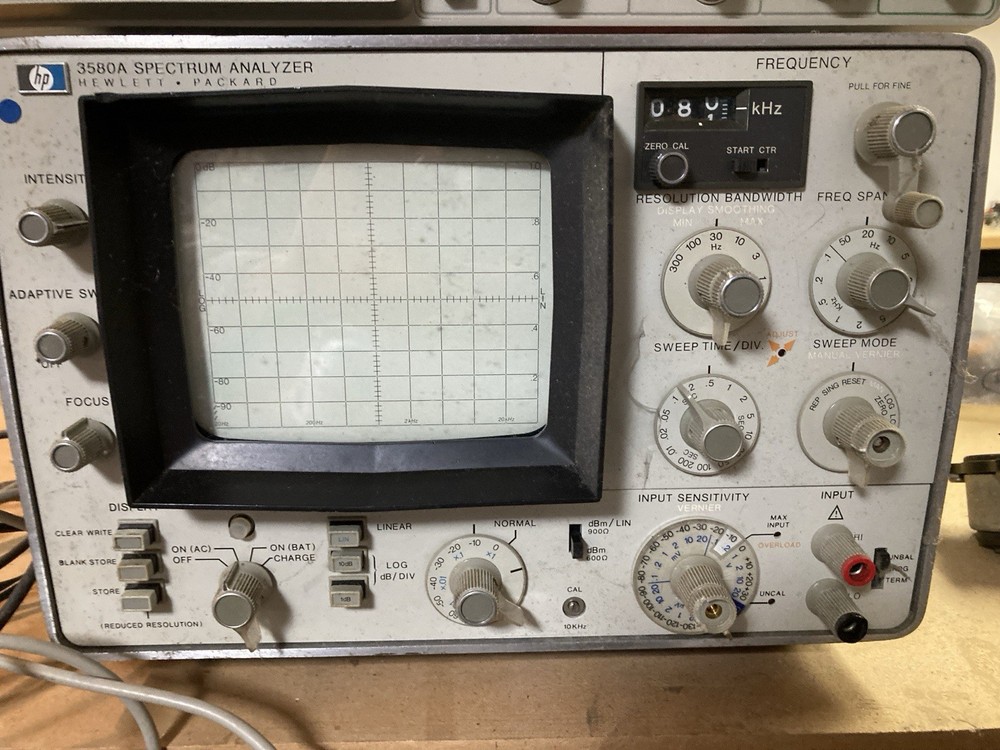 HP Hewlett-Packard 3580A Spectrum Analyzer