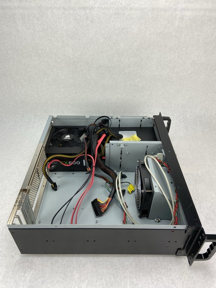 General Technics 3U Rackmount Server Chassis Case Corsair CX600 600W PSU