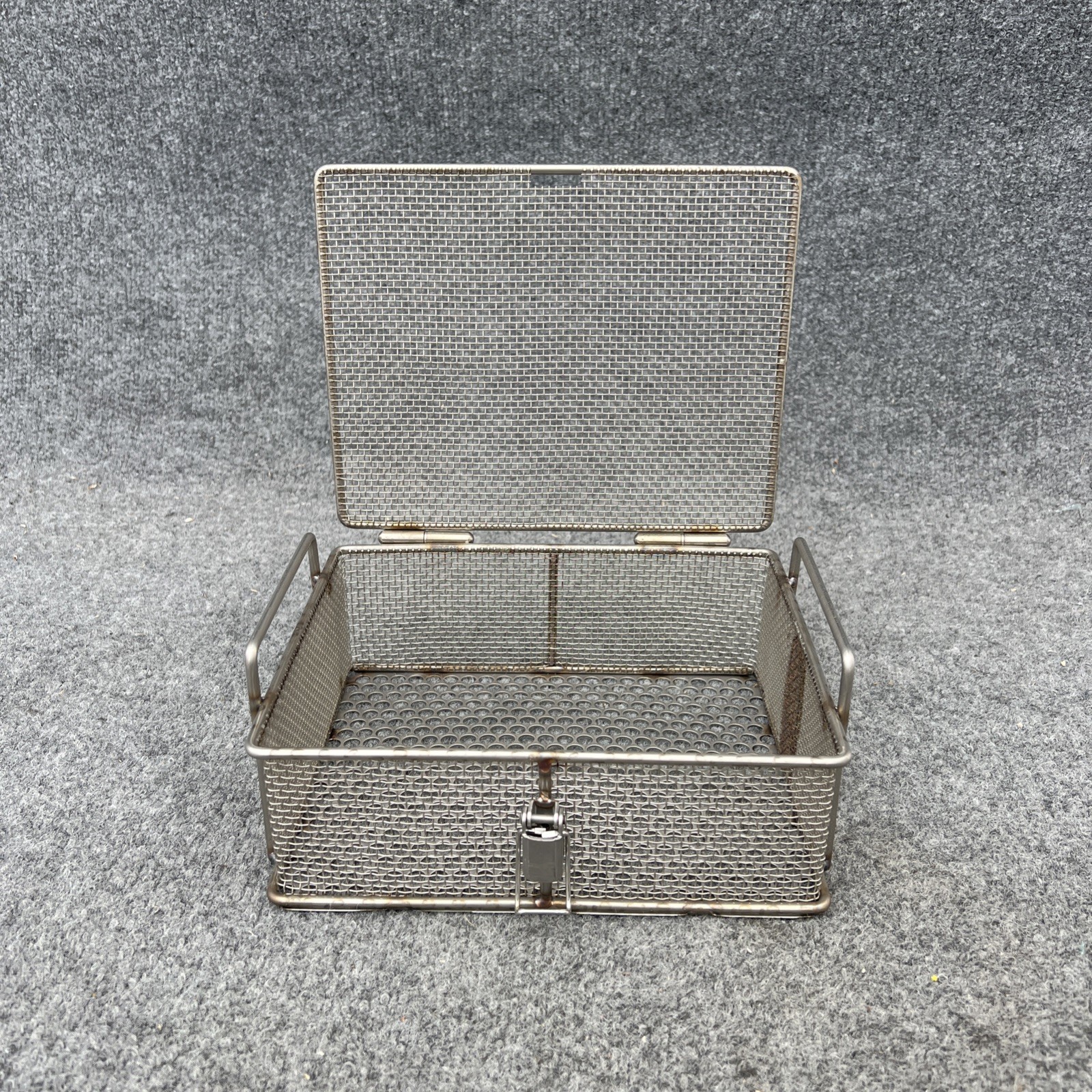 Stainless Steel Mesh Rectangular Washing Basket, 9” L x 7” W x 3.25” H New Other