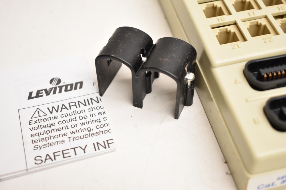 Leviton 41610-I Mini Mount Patch Panel 25 PR Connectors NIB