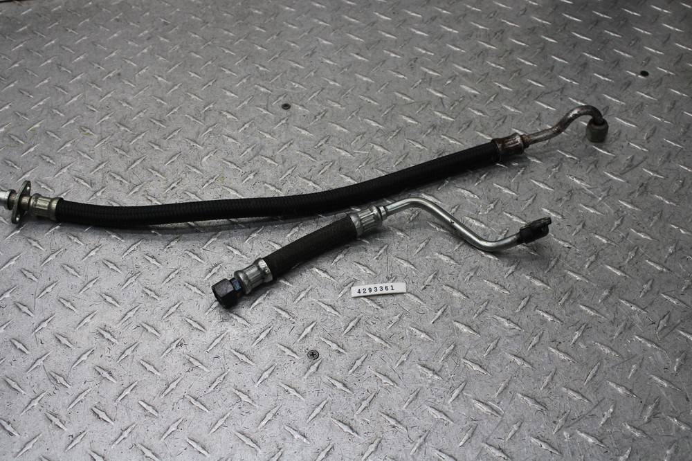 1982 YAMAHA XT550 ENGINE OIL LINES