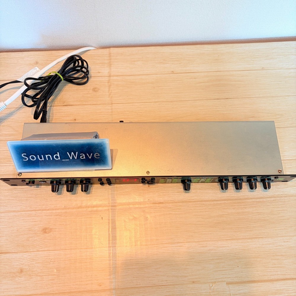 ZOOM RFX-2000 Digital Reverb Multi-Effects Processor Rack Mount Made in Japan