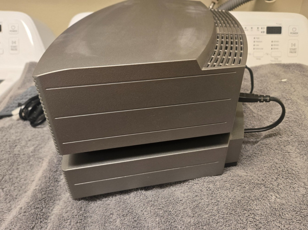 Bose Wave Music System AWRCC1 with Multi-CD Changer And Remote