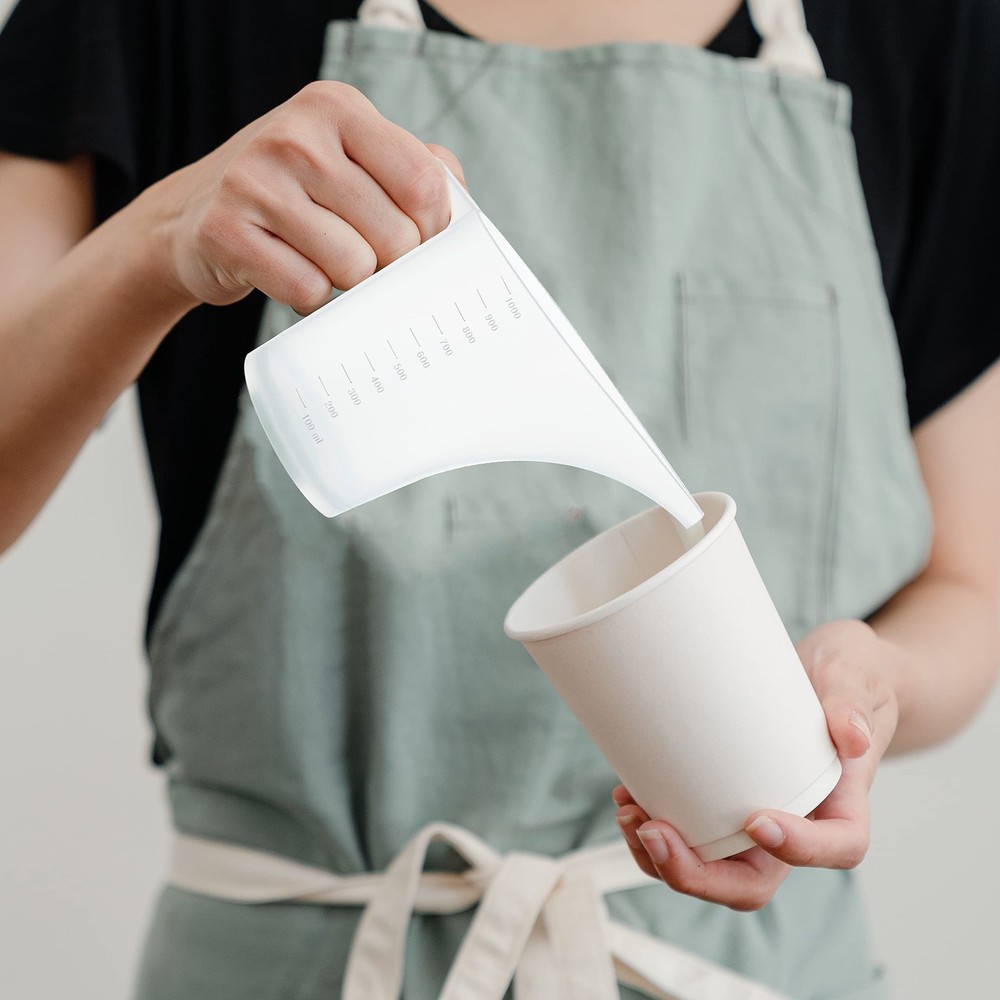 Funnel Pitcher for Soap Making, Large Capacity Easy Pour Container with Long ...