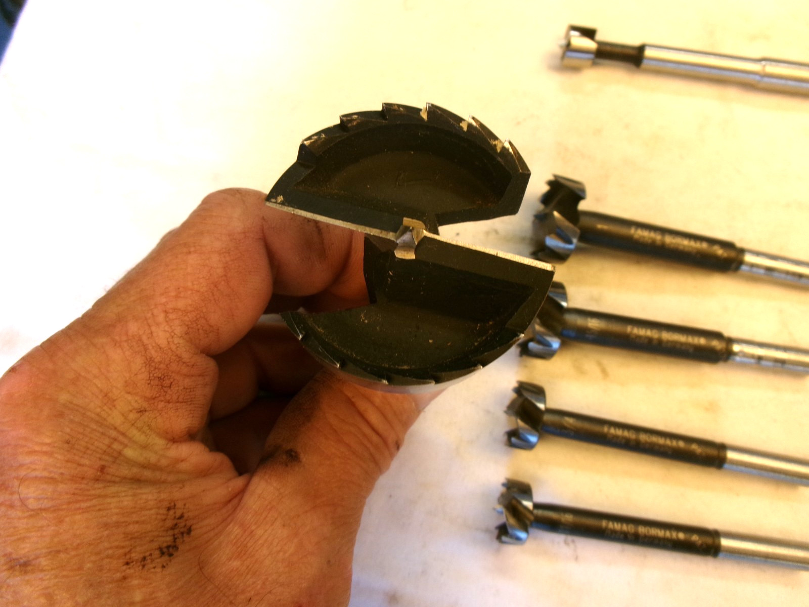 GROUP OF 6 FORSTNER BITS - 4 ARE FAMAG BORMAX - SIZES 11/16" TO 1"