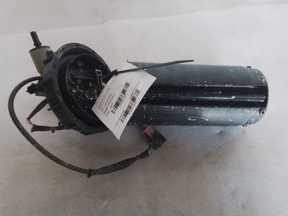 2012-2016 EXPRESS SAVANA 2500 3500 DEF PUMP