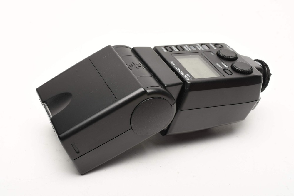 Olympus FL-50 Electronic Flash w/Pouch, Mint- Tested