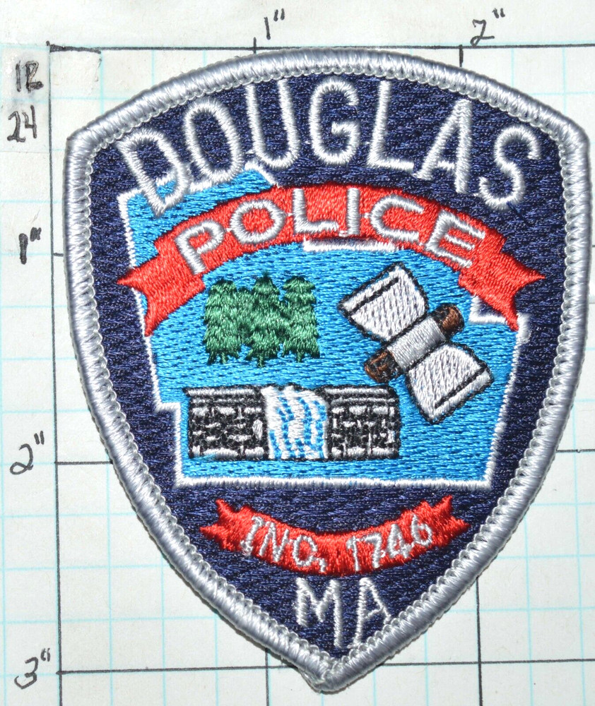 MASSACHUSETTS, DOUGLAS POLICE DEPT SMALL 3" HAT PATCH