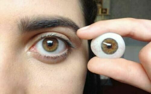 SciMed's Ocular Prostheses Artificial Human Prosthetic Eye & Sterilized Case