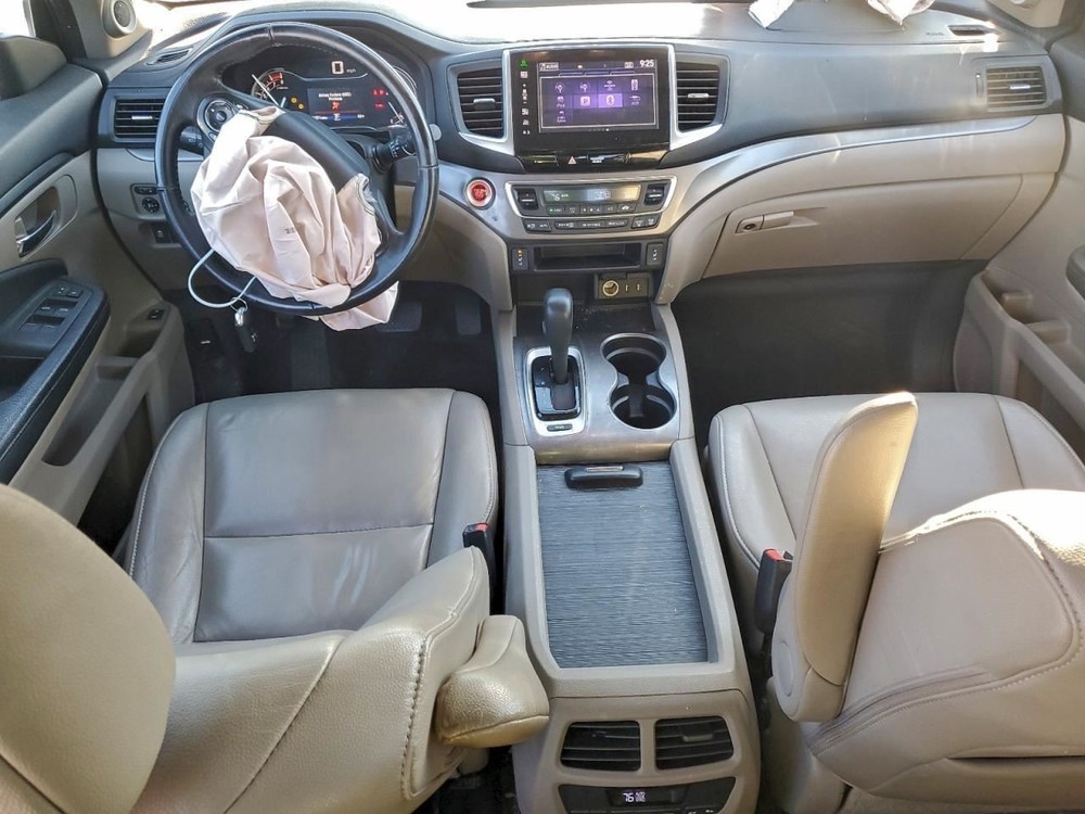 PILOT 2016 Glove Box 4964853