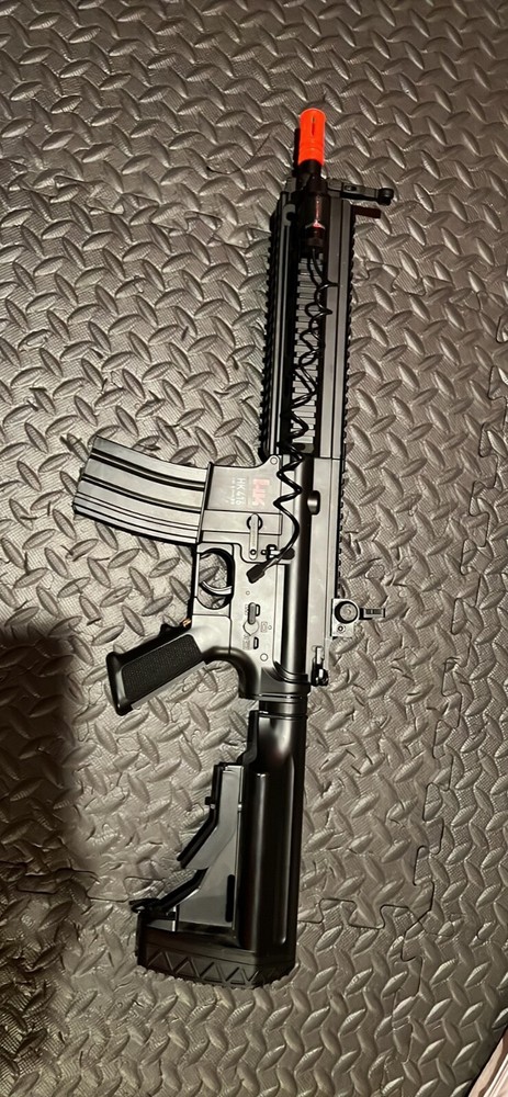 airsoft gun