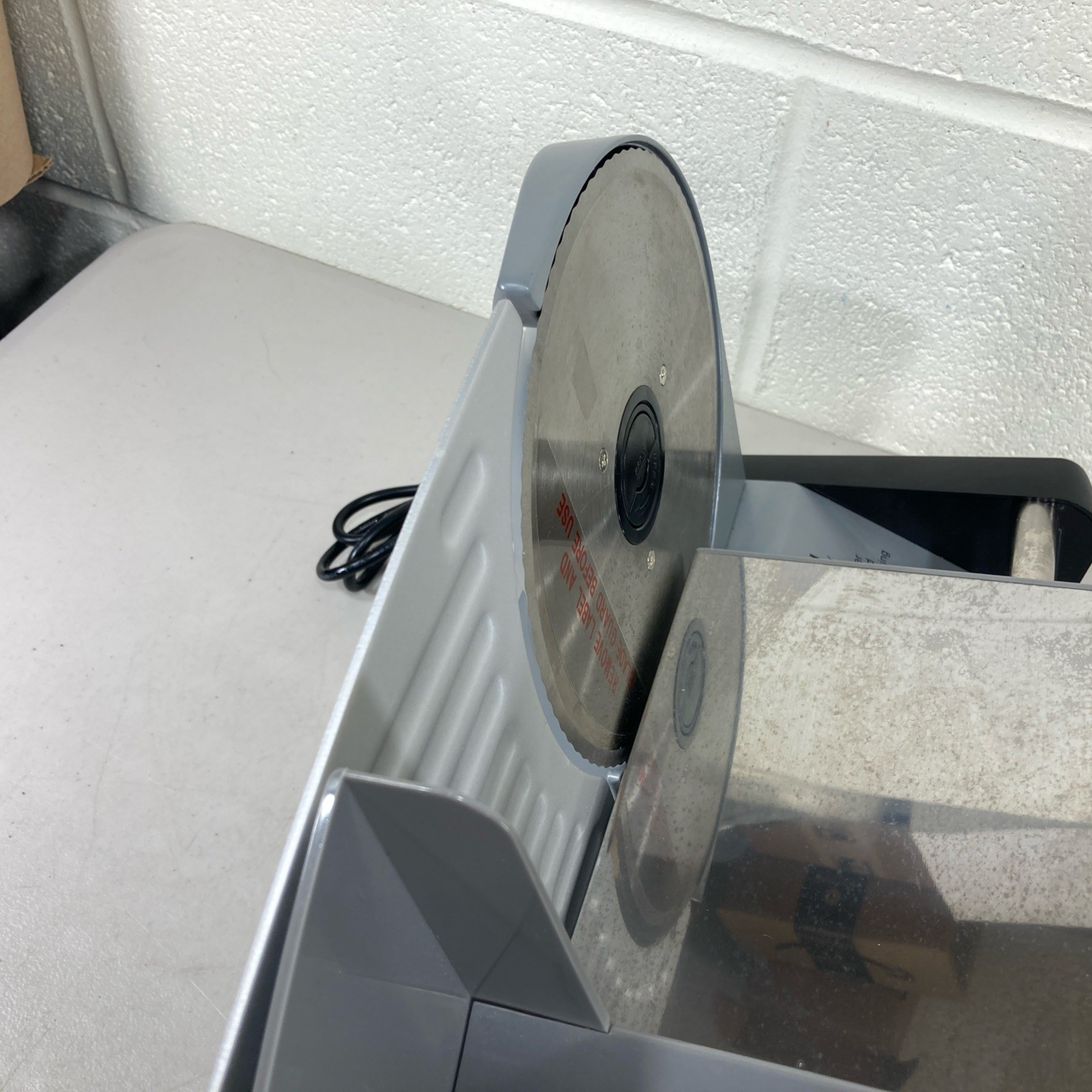 Waring Pro Food Deli Slicer - Model FS150, 7" blade - Stainless Steel