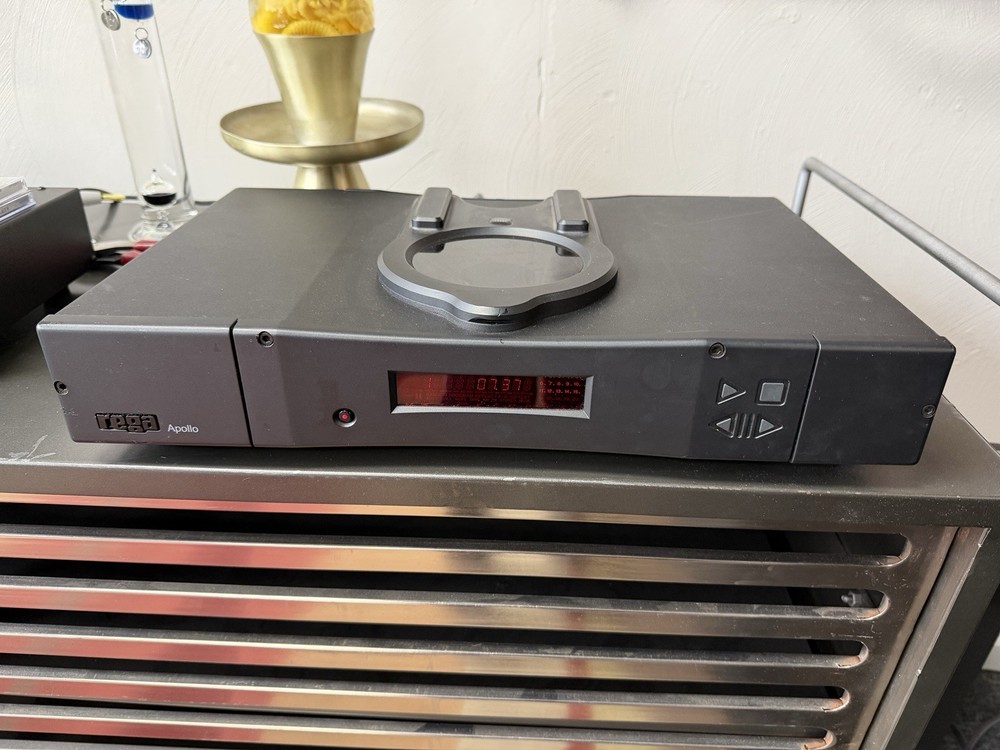 REGA Apollo  CD Player - NO Remote