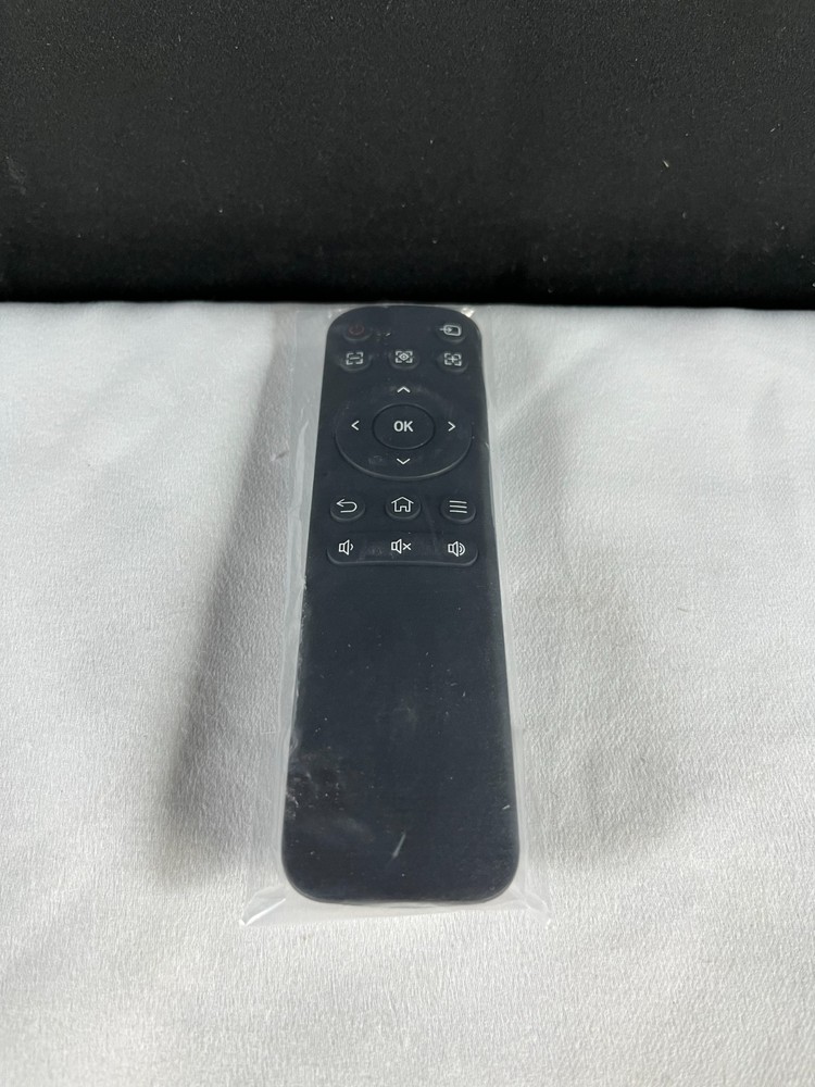 Xiapi Pro Z9 White Portable Remote Control Smart Projector Bundle