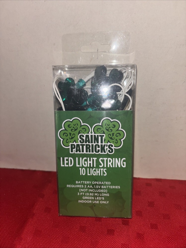 SAINT PATRICK'S LED LIGHT STRING 10 LIGHTS 3 FT. LONG INDOOR , NEW.