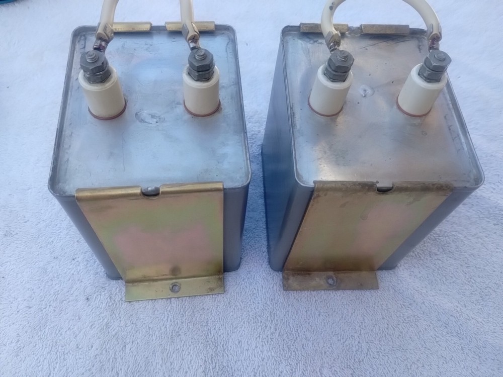 (2) RARE Collins Capacitor 4MFD 3000VAC 930-4314-000 W/Brackets Working Pull