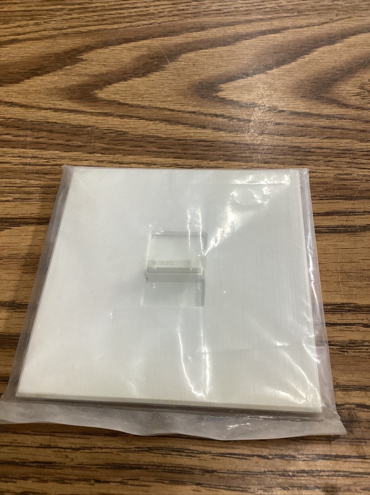 Hubbell AS2I Ivory Dimmer Accessory Kit Large New