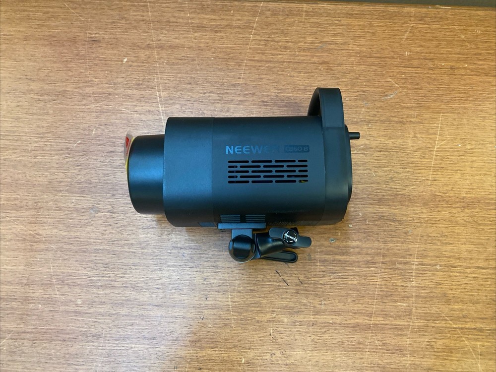 NEEWER CB60B Video Light