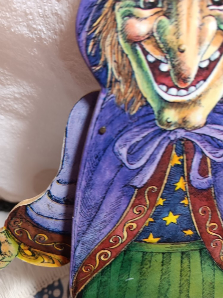 Vintage Fortune Teller Witch Pull Puppet!!