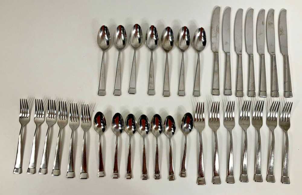 Lot 34 Pieces Oneida Legend Stainless Flatware