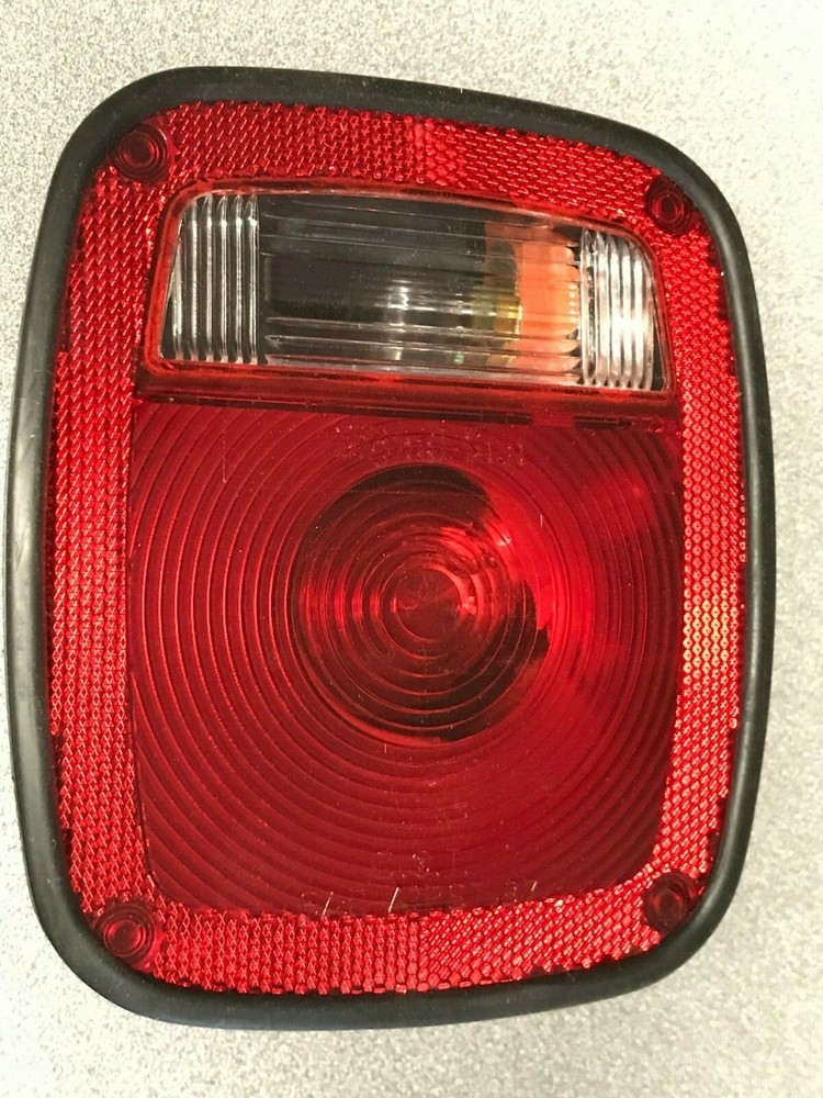 5014Y102 Signal-Stat 5"x 6" Red/Clear Rectangular Stud Mount Tail Light, New