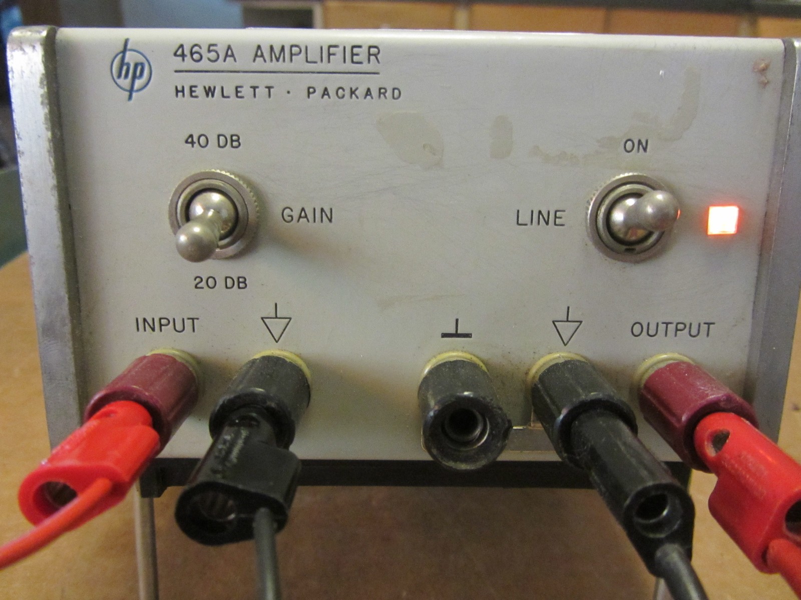 HP465A 5Hz-1Mhz Amplifier