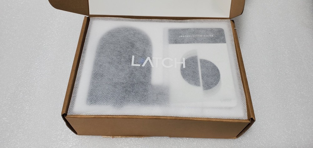 Latch R Series Model R2 Reader Black New.
