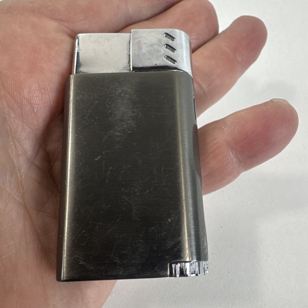 Torano Torch Lighter By Xikar Thompson Cigar