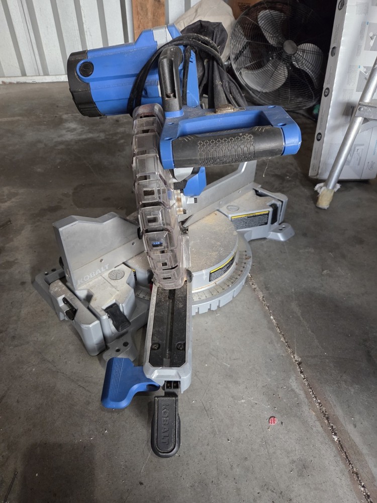 circular molding cutting machine