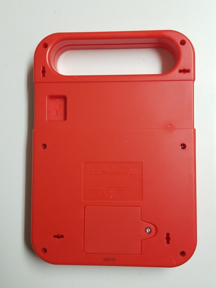 SPEAK & SPELL Electronic Game #09624 Kahootz Basic Fun *Tested & Working*