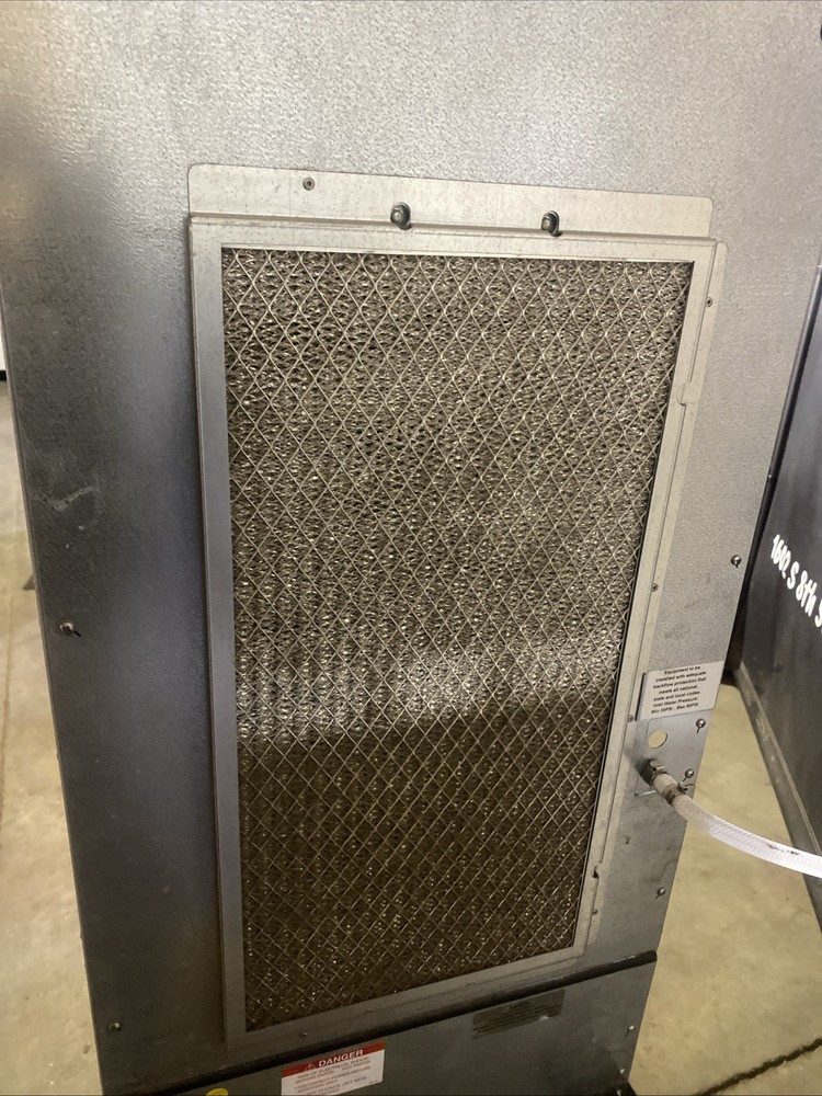 Pre-Owned Fresh Blends Self Serve Beverage Machine by Multiplex