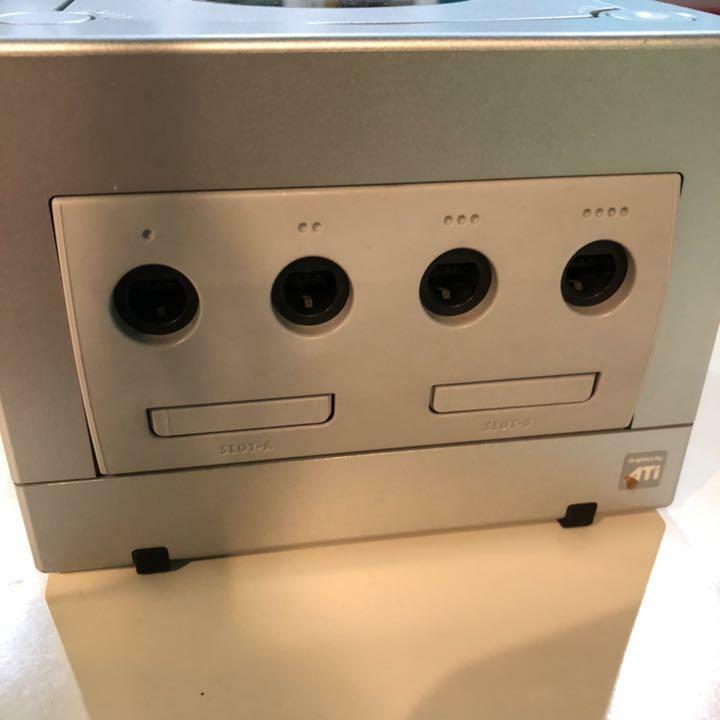 Nintendo GameCube Launch Edition Spice Silver Console With Adapter ＆ AV cable